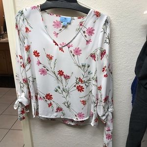 Cece top lovely colors